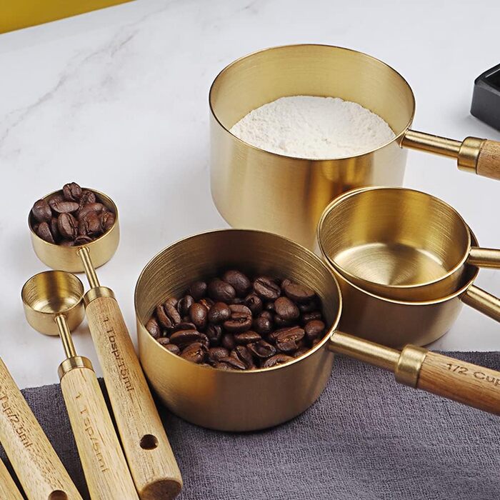 Measuring cups and spoons with wooden handles, 8-piece set, coffee bar scale, kitchen accessories (Gold)