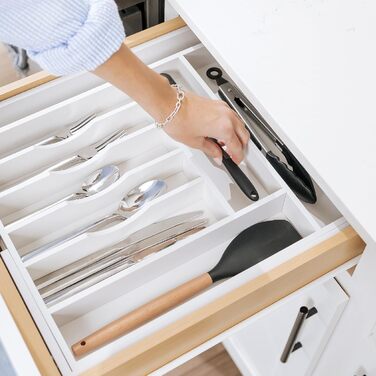 Органайзер для столових приборів і кухонного приладдя KitchenEdge, розширюваний, білий бамбук, харчовий пластик, для кухонних шухляд, 37,8-63,5 см