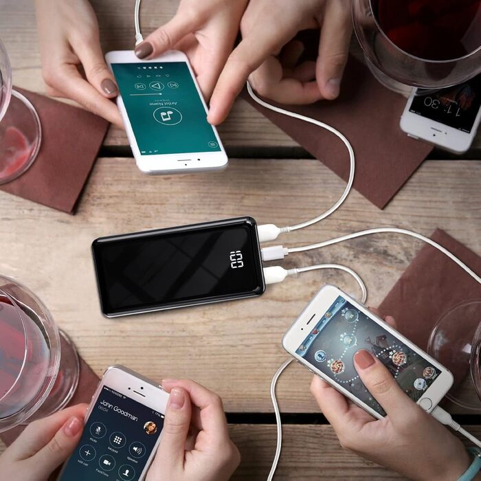 Портативний зарядний пристрій Power Bank 24000 mAh з ліхтариком, LED дисплеєм та швидкою зарядкою Type C. Зовнішній акумулятор для iPhone, iPad та інших пристроїв.