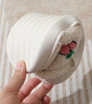 Тапочки домашні жіночі та чоловічі зимові теплі з м'якого фетру у формі полуниці. Зручні домашні тапочки з піною з пам'яті для пар. Білий колір (40/41 EU, персик)