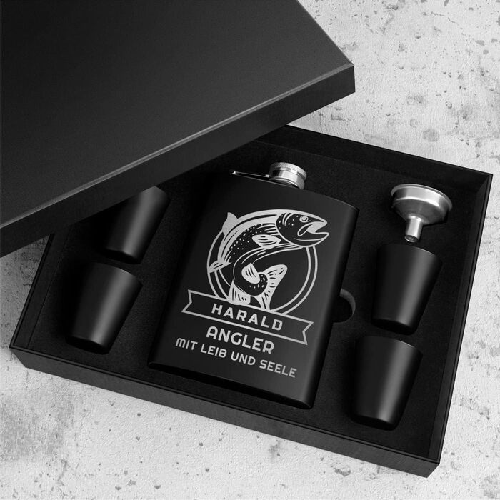 Набір Maverton Flachmann Set: фляга 200 мл з гравіюванням + 4 стаканчики 20 мл з воронкою, чорний матовий, з зображенням риби