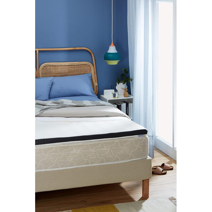 Amazon Basics Comfort Memory Foam Mattress Topper, Plush, 180 x 200 cm, 7 cm Height, White