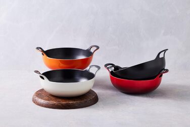Чавунна балтійська каструля Le Creuset 24 см, 2,7 л, червона, для індукції та духовки