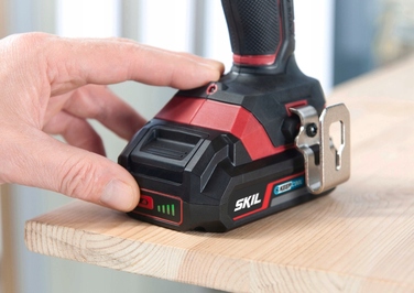 Акумуляторний шурупокрут Skil 20 V DD1E3010AA