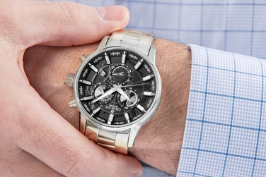 Чоловічий годинник Giewont Chronograph Sapphire, чорний, GW4580-B1