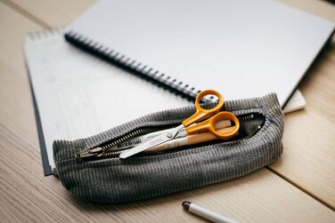 Ножиці Fiskars Classic для хобі, 13 см, для правшів і лівшів, нержавіюча сталь, пластикові ручки, помаранчеві
