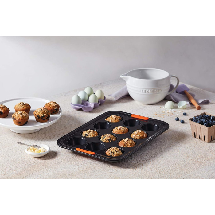 Le Creuset Non-Stick Muffin Tin, For 12 Pieces (Ø 7 cm), Sourdough Safe, Made of Carbon Steel, Anthracite/Orange, 94100140000000