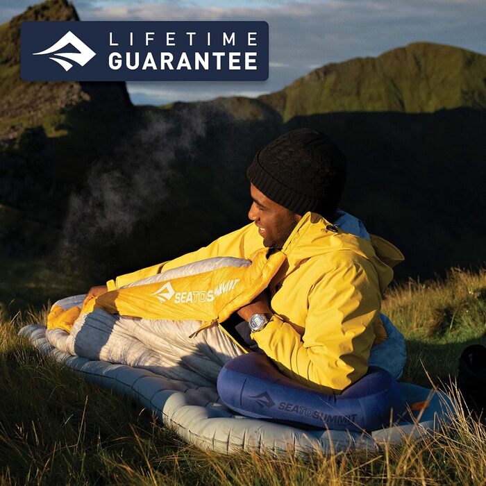 Подушка Sea to Summit Aeros Ultralight Deluxe L для кемпінгу та велотуризму, легка, надувна, нековзка, з чохлом Ultra-SIL, 42x30x13 см, 114 г, магента
