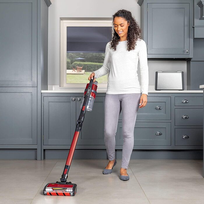 Пилсос бездротовий Shark IZ201EU з антизаплутування волосся, 40 хв роботи, 0.7 л, насадка для шерсті тварин, червоний