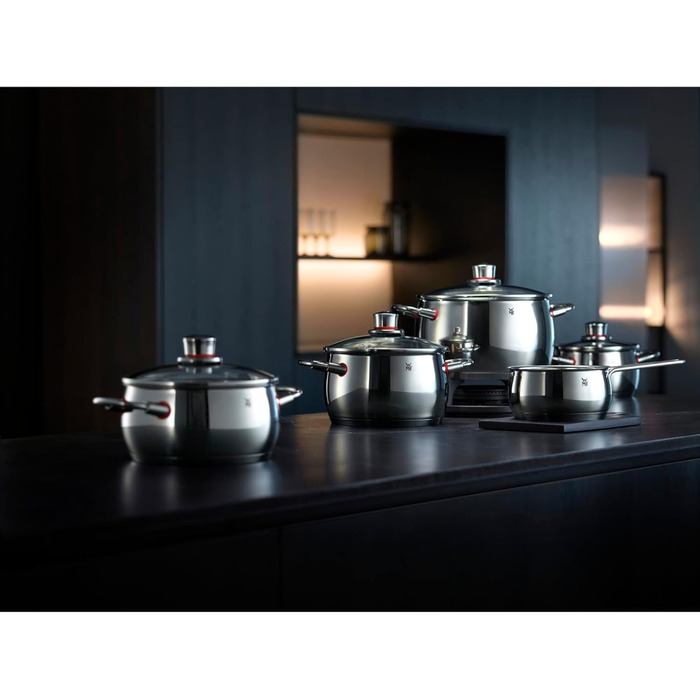 Каструля з ручкою WMF Quality One 16 см без кришки, 1,7 л, каструля для молока, каструля з нержавіючої сталі Cromargan, полірована, без покриття, для індукційних плит