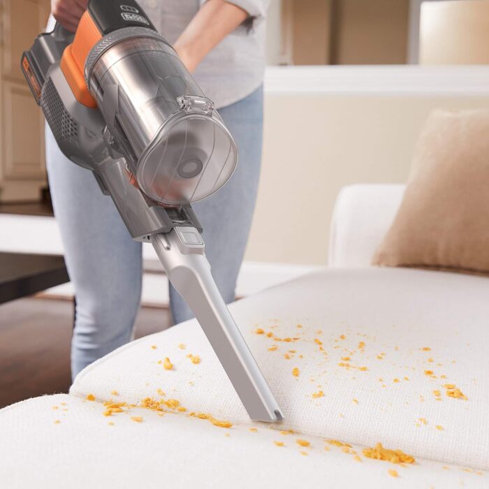 Бездротовий акумуляторний пилосос Black+Decker 4в1 BHFEV182C (18V, 2.0Ah) з електрощіткою, для підлоги та ручного використання, з насадкою для щілин, акумулятор та зарядний пристрій в комплекті