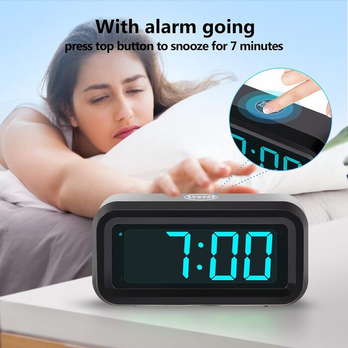 Цифровий будильник Timegyro з LED-дисплеєм, портативний для подорожей, настільний, 3 рівні яскравості, великий LED-дисплей 1.2' для спальні, вітальні, чорно-білий (чорно-синій)