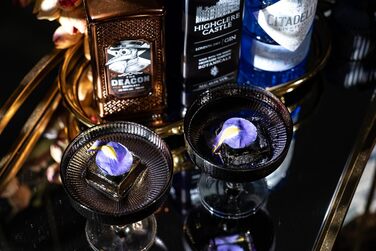 GLASSIQUE CADEAU Набір келихів для коктейлів та шампанського, 4 шт, 200 мл, Art Deco, кришталь, димчасто-сірий