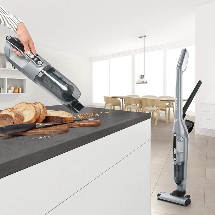 Акумуляторний пилосос Bosch Flexxo 2в1 Serie 4 BCH3P210, безмішковий, потужний, для всіх типів підлог, довга автономність, швидка зарядка, насадка для щілин, сріблястий, 21,6 В