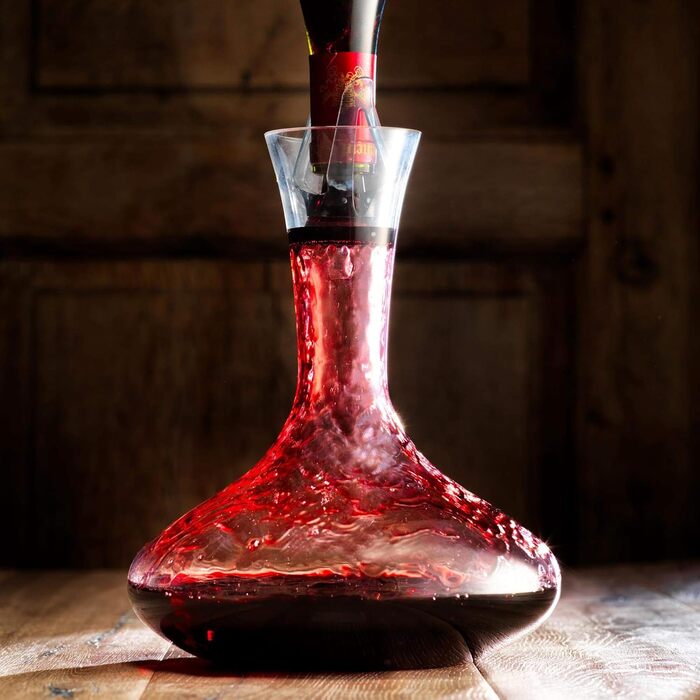 Le Creuset Spring Fountain Wine Pourer, Wine Aerator, WA142, 59149010005401