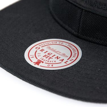 Кепка Mitchell & Ness 2 Tone Box Logo Snapback чорного кольору (однак розмір)