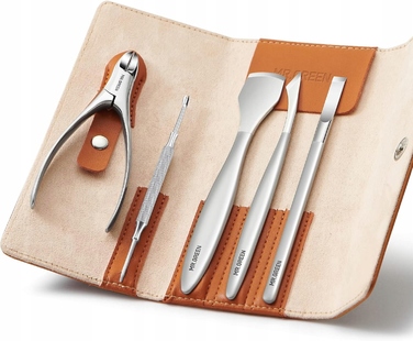 Набір інструментів для манікюру