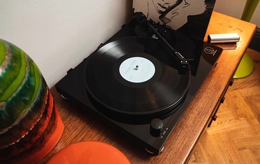Вініловий програвач Audio-Technica AT-LPW50PB, чорний