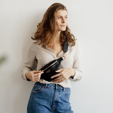 Чоловіча/Жіноча сумка через плече Berliner Bags Preiu Bauchtasche, шкіряна поясна/бананка (Чорний / Золотий, M)