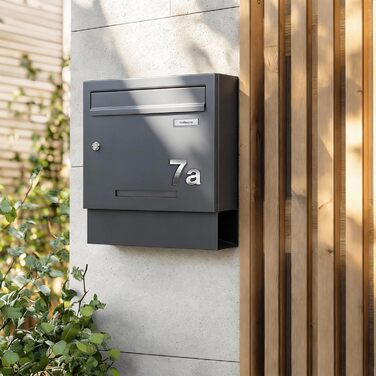 Поштовий ящик Zedelmaier Anthrazit RAL 7016 з газетницею та табличкою з нержавіючої сталі, 3D номер будинку, сучасний, стійкий до погодних умов, подвійне порошкове покриття
