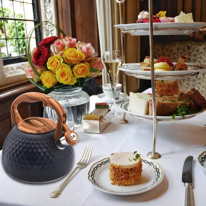 Чайник Teekessel Herd 3.2 л з нержавіючої сталі, для плити (газ, електрика), з дерев'яною ручкою, чорний