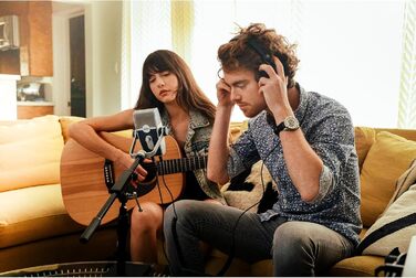 AKG Lyra USB-C Конденсаторний мікрофон для подкастів, відео, геймінгу та стрімінгу - Синій/Срібний
