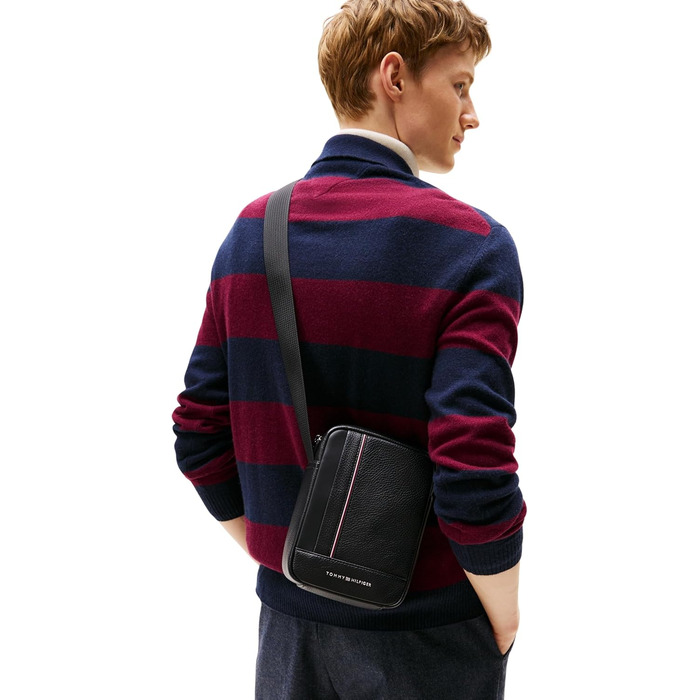 Чоловіча сумка-кросбоді Tommy Hilfiger TH Central Mini Reporter Am0am13632, чорна