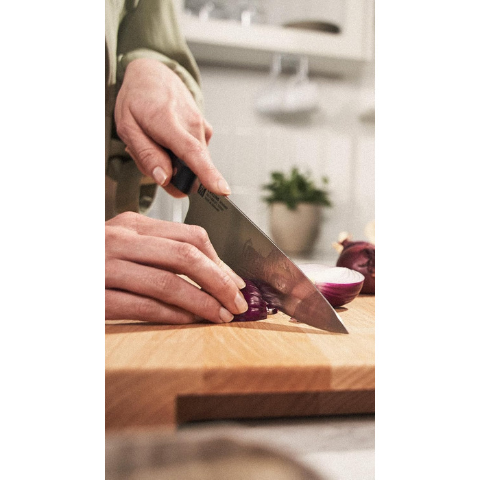 Кухонний ніж для овочів та м'яса ZWILLING Gourmet, нержавіюча сталь, 20 см, Made in Germany