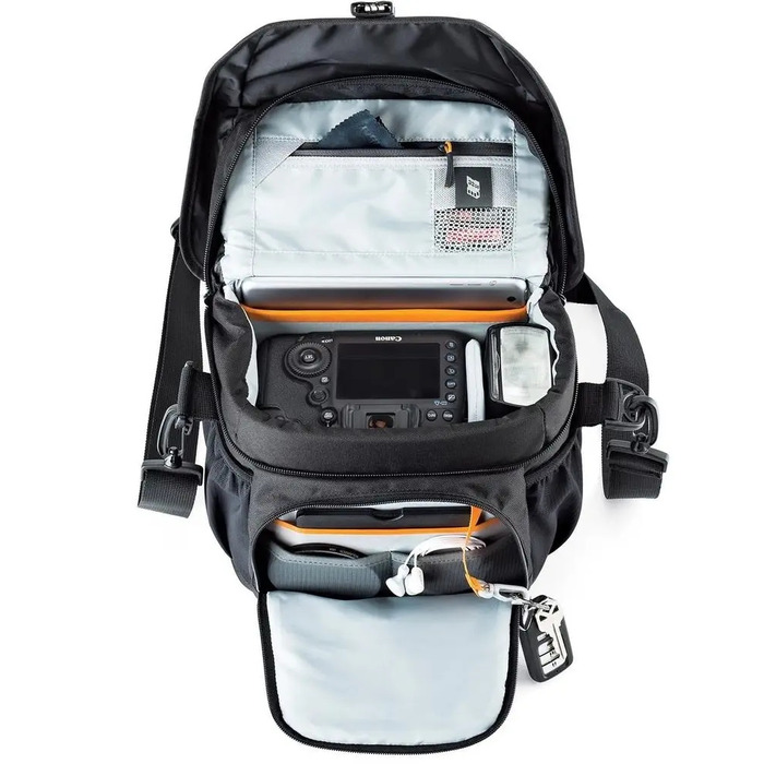 Фотосумка Lowepro Nova 170 AW II, чорна