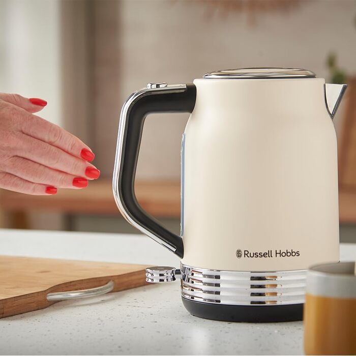 Електричний чайник Russell Hobbs Hanley Retro Jasmine 1.7л, 2400W, нержавіюча сталь, кремово-білий, вінтажний дизайн