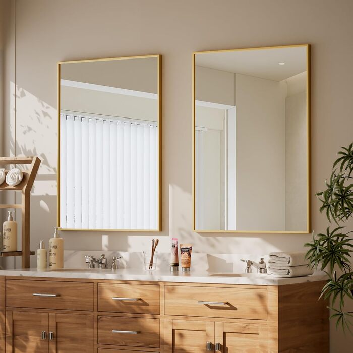 Дзеркало настінне прямокутне Beautypeak 81x61 см з металевим каркасом, безпечне для ванної кімнати, спальні, вітальні, золотий колір
