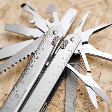 Мультитул Victorinox SwissTool X Plus з 38 функціями, шкіряний чохол