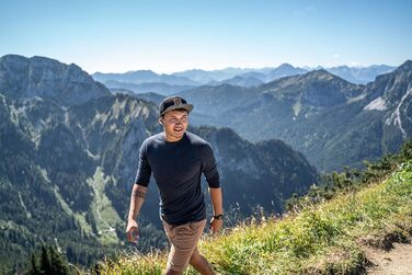 Кепка бейсболка Jumping Bird • Унісекс • Знімний козирок • Регульована • Чорна