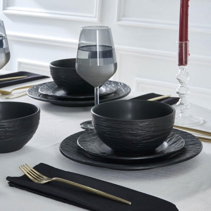 Набір посуду Karaca Solem 18 предметів, чорний, з тисненням, для 6 осіб