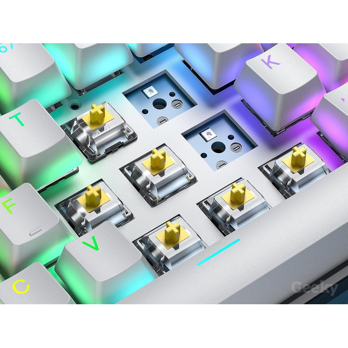 Механічна ігрова клавіатура Geeky GK61: 61 клавіша, Hot-Swap, RGB LED, ANSI US Layout, Speed Silver/Yellow Switch, Чорний колір