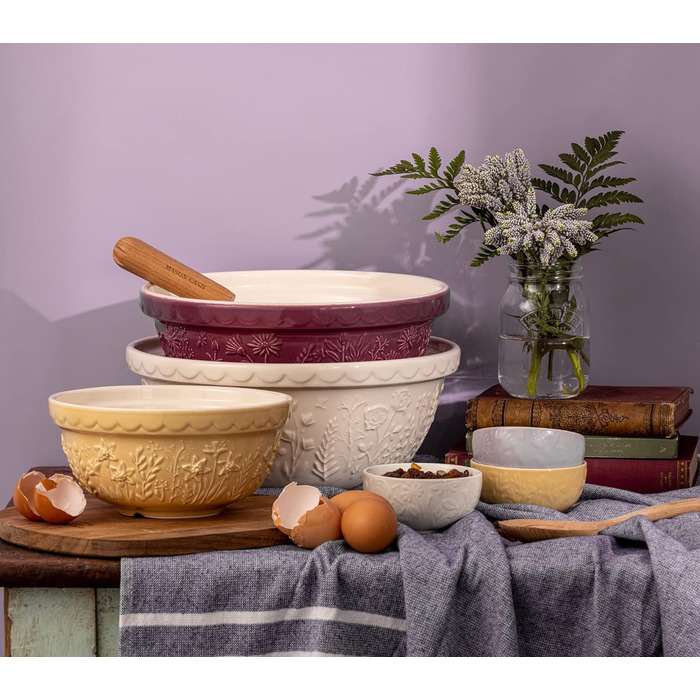 Mason Cash Stoneware Mixing Bowl 24 cm | Daisy | 2.7 L | Dough Bowl for Bread Dough, Cake Dough or Pizza Dough | Made from high-quality, chip-resistant stoneware | Large Dough Bowl
