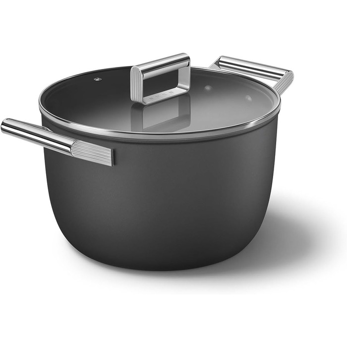 Електричний чайник Smeg KLF05CREU, 0.8 л, чорний: нержавіюча сталь, безпека, LED-дисплей, антиковзаюча основа