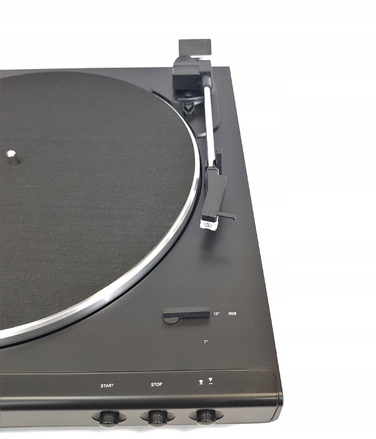 Вініловий програвач Audio-Technica AT-LP60XBT з пасиковим приводом та попереднім підсилювачем, чорний