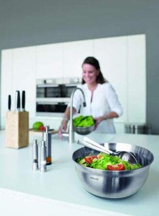 Миска Brabantia для перемішування, 1.0 л, нержавіюча сталь з термостійким силіконовим дном