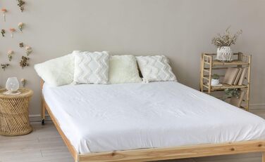 Texpot fitted sheet 240 x 300 cm, smooth white, 100% cotton, without elastic, also suitable for crafting and painting.