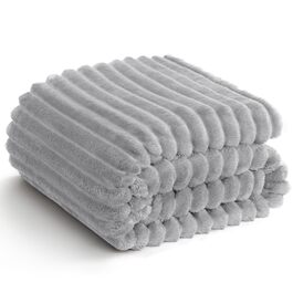 колір: синєгрань