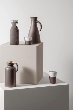 Термос Eva Solo Isolierkanne 1,0 л Grey – без протікання, колір шоколад