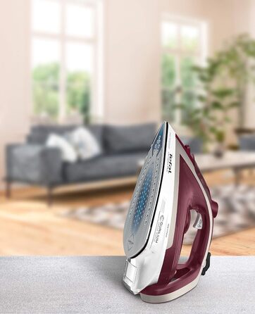 Праска Tefal Ultragliss Plus FV6810, 2800 Вт, паровий удар 250 г/хв, постійна подача пари 50 г/хв, стійка до подряпин підошва, режим Eco, червоно-біла