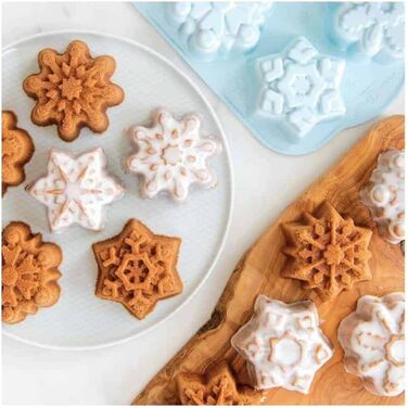 Nordic Ware Baking Pan, Cake Pan, Snowflake, 6 Different Muffin Pans, Winter Blue, Aluminum, Non-Stick, NW 89642