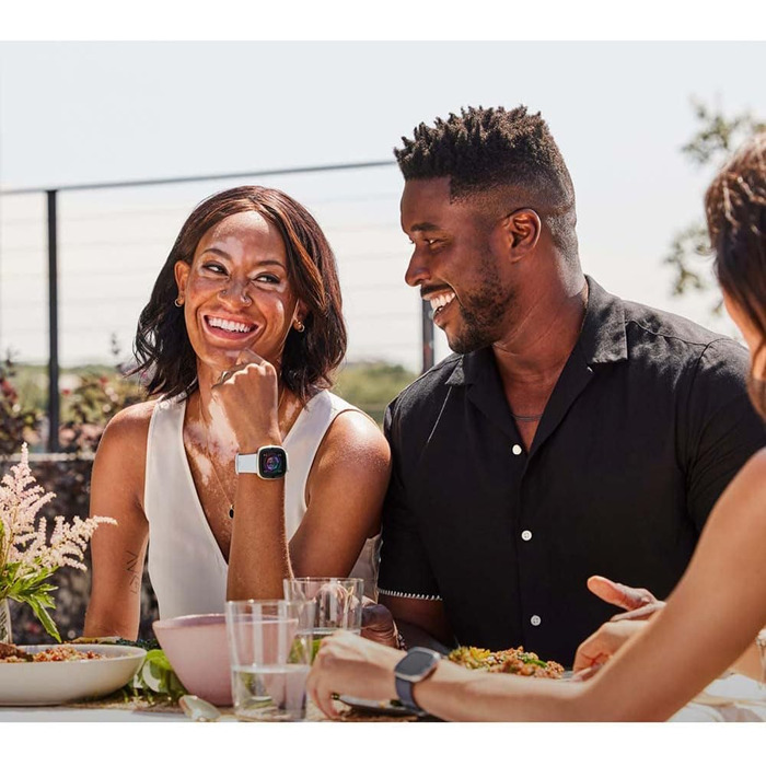 Розумний годинник Fitbit Sense 2 – фітнес-трекер з GPS, EKG та аналізом сну – сумісний з Android/iOS – колір Nebelblau (туманно-блакитний)