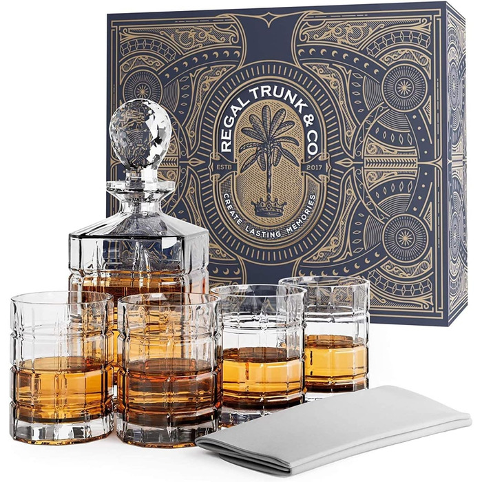 Regal Trunk & Co. Whisky Kristallgläser Set with Decanter - Set of 4 Square-Engraved Tumblers and Carafe - Crystal Whisky Decanter Set for Bourbon and Scotch - Includes Gift Box and Polishing Cloth