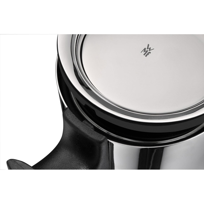 WMF Basic Water Carafe with Handle 1.5 Liter, Glass Carafe with Lid 1.5 l, Silicone Lid, Close-up Closure