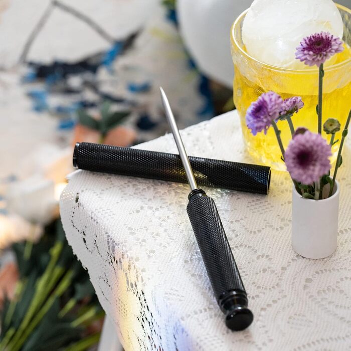 Stainless steel ice pick with safety cover, pick tool for breaking ice, non-slip grip for easy handling (black)