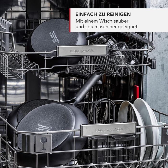 Млинцева пательня KitchenAid Classic Forged 24 см, анодований алюміній, керамічне антипригарне покриття без PFAS, для індукції, духовки та посудомийки, чорна