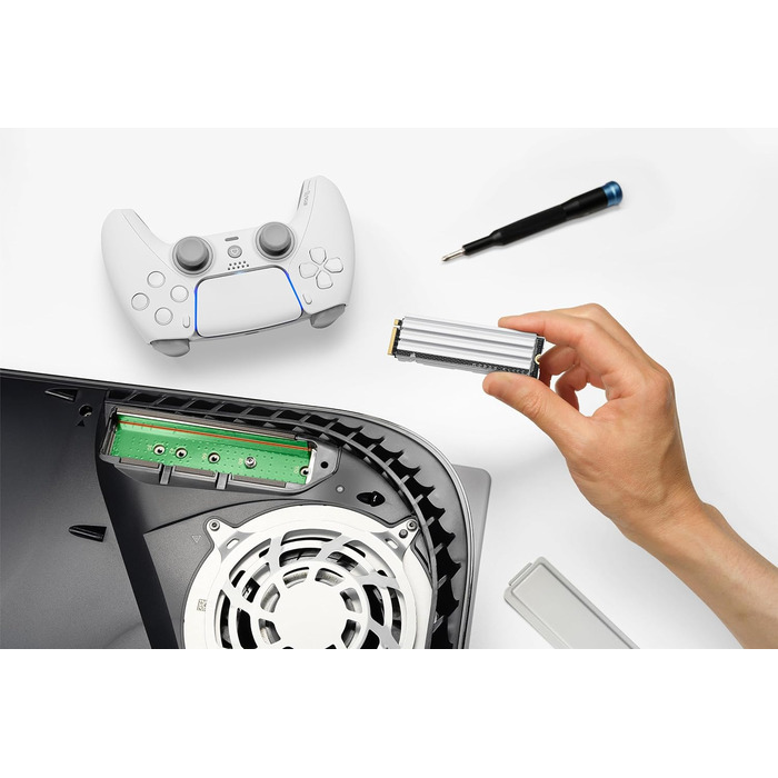 SSD Corsair MP600 Elite 1TB M.2 PCIe Gen4 x4 NVMe з кулером - для PS5 - Швидкість до 7000 МБ/с - Білий